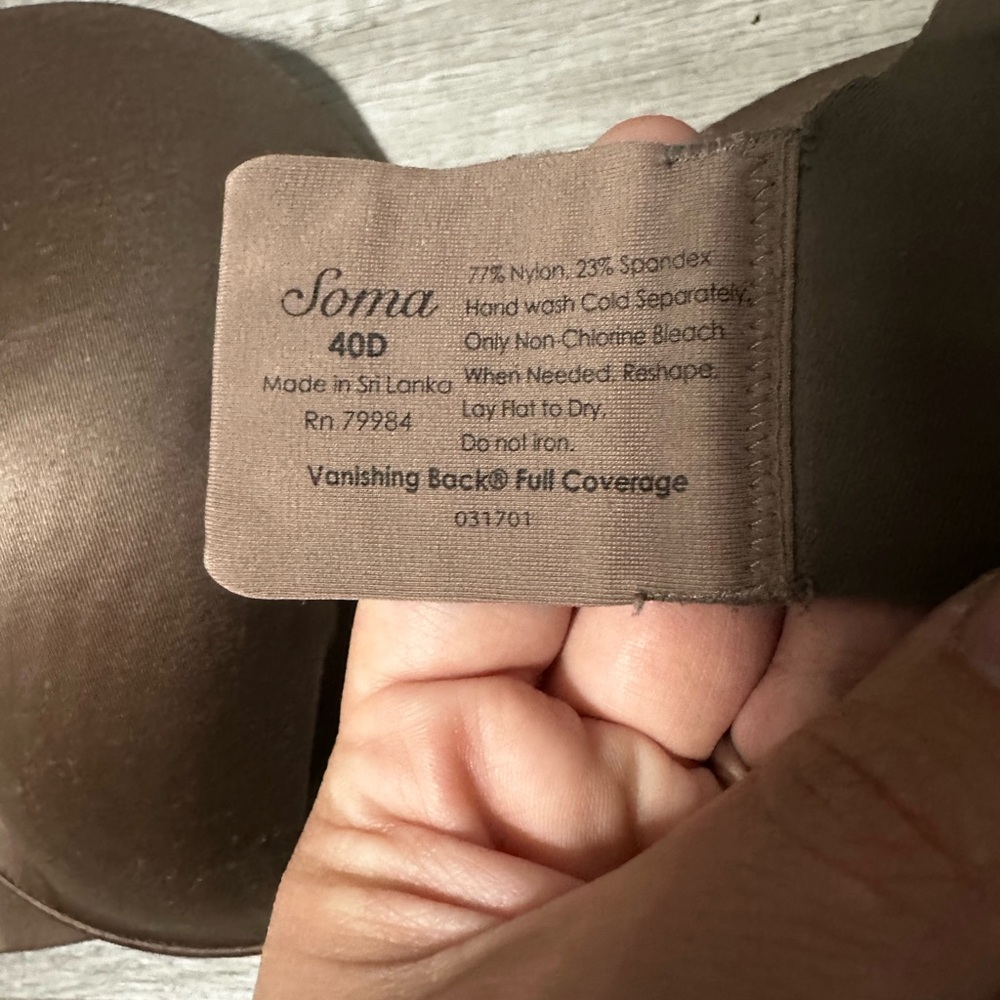 Soma Tan Vanishing Back Bra